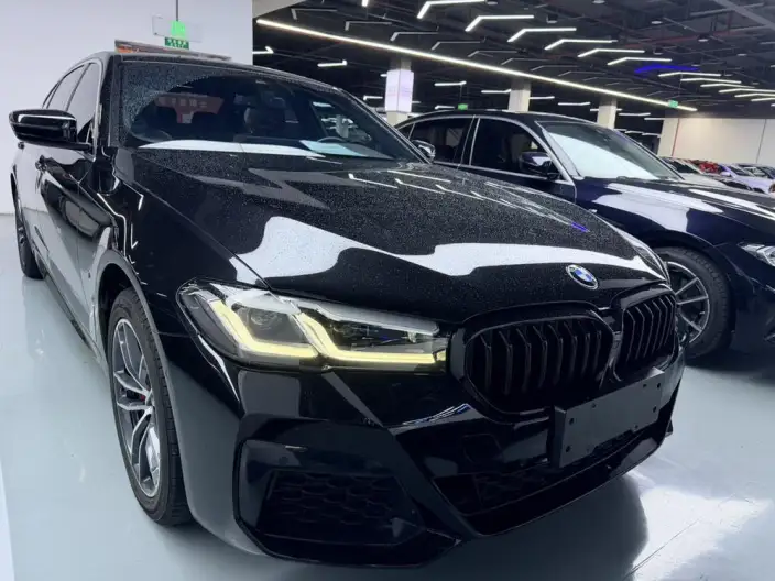 BMW 5 Series 2022 Model Facelift II 525Li M Sports Set – фото 2