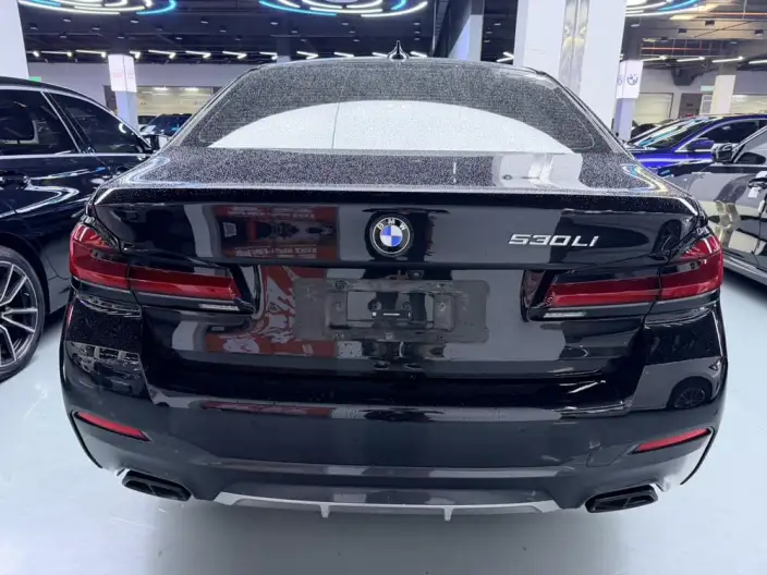 BMW 5 Series 2022 Model Facelift II 525Li M Sports Set – фото 4