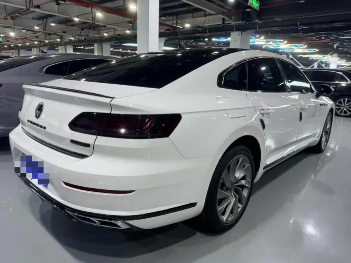 Volkswagen CC 2023 Model 380TSI Eye-catching version – фото 6