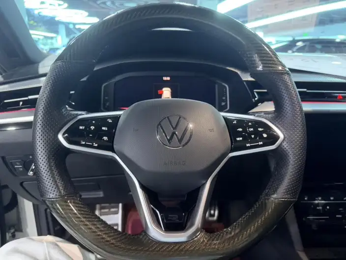 Volkswagen CC 2023 Model 380TSI Eye-catching version – фото 10