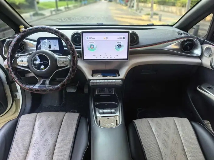 BYD Dolphin 2023 Model Fashion Edition – фото 9