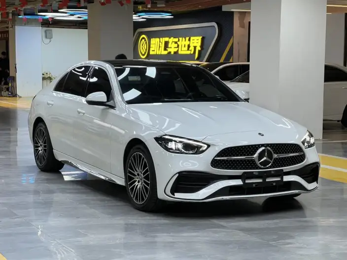 Mercedes-Benz C-Class 2023 Model C 260 L Sports Edition – фото 3