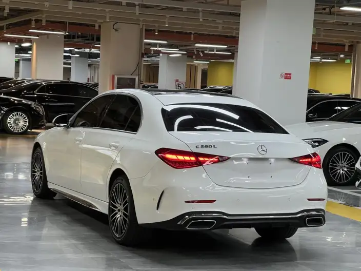 Mercedes-Benz C-Class 2023 Model C 260 L Sports Edition – фото 4