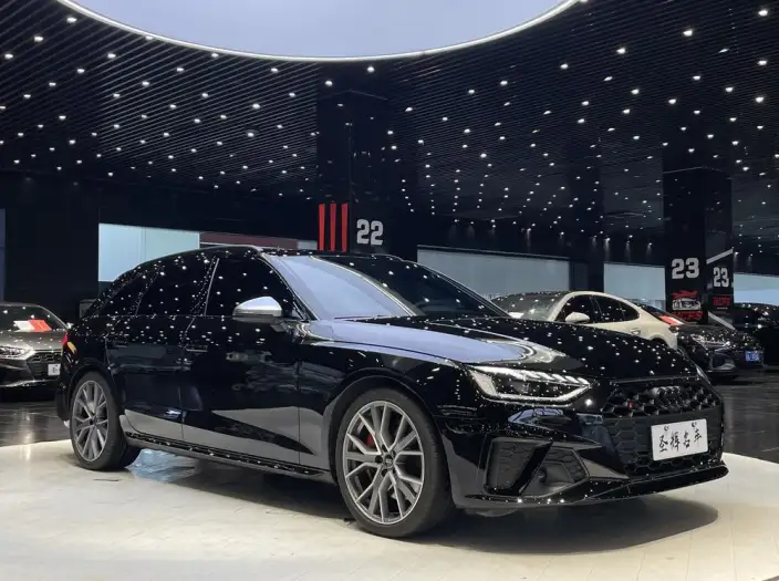 Audi S4 2025 Model Avant 3.0TFSI – фото 2
