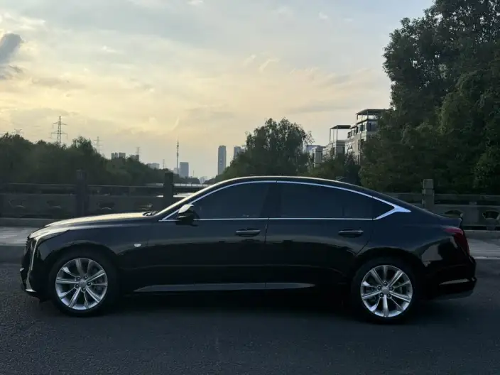 Cadillac CT5 2024 Model 28T Luxury Model