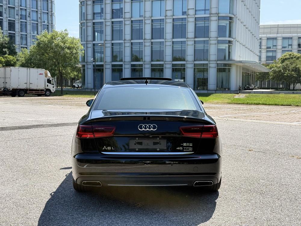 Audi A6L 2016 модификация 45 TFSI quattro Спорт тип – фото 4