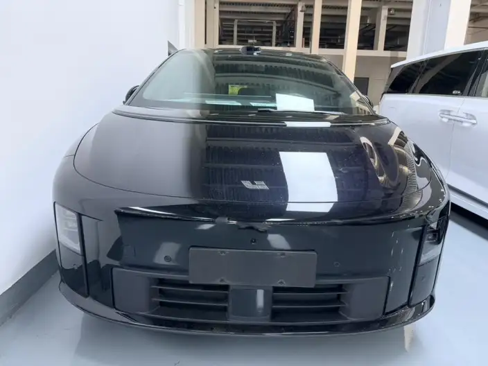 Li Auto i6 2025 Model 2WD Standard Edition – фото 2