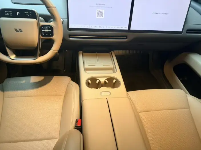 Li Auto i6 2025 Model 2WD Standard Edition – фото 6