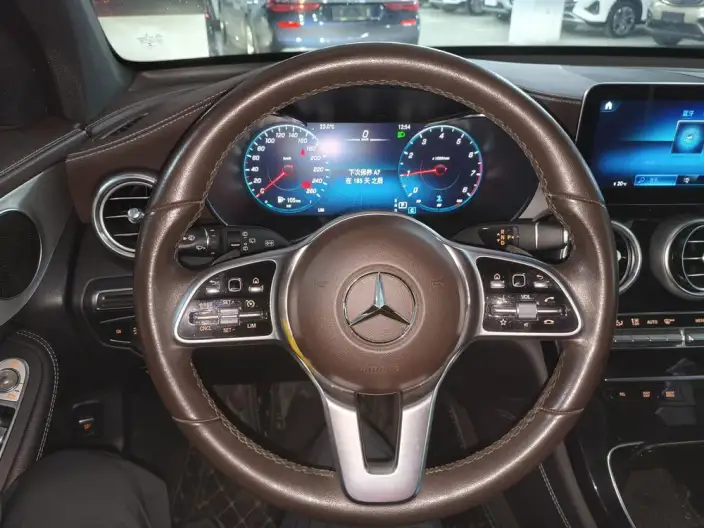 Mercedes-Benz GLC 2022 Model Facelift GLC 260 L 4MATIC Dynamic Model – фото 8