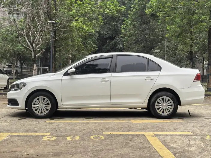Volkswagen Santana 2021 Model 1.5L Manual Fashion edition – фото 4