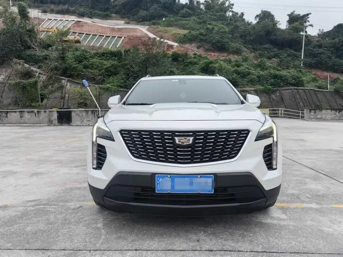 Cadillac XT4 2022 Model 28T 2WD Fashion Model