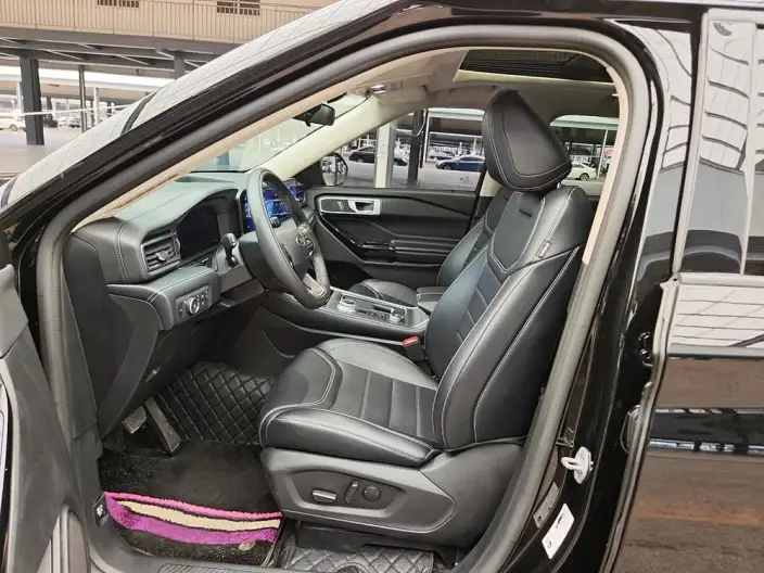 Ford Explorer 2023 Model EcoBoost 285 4WD Fashion plus Edition 7 seat – фото 10