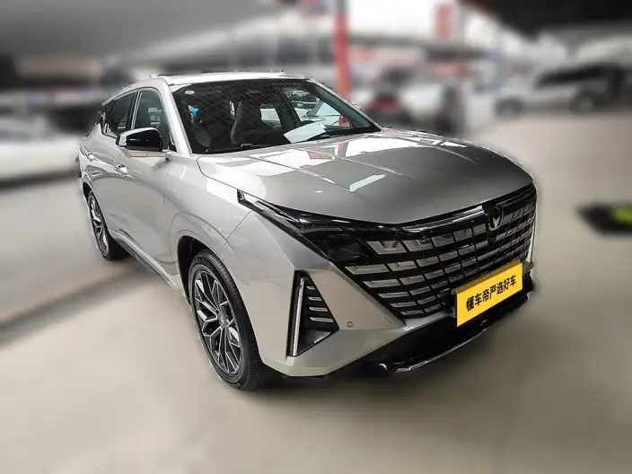 Changan UNI-Z 2025 Model 1.5T DCT Noble Model – фото 2