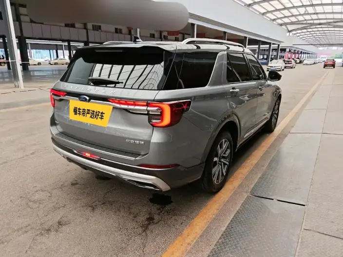 Ford Explorer 2023 Model EcoBoost 285 4WD Titan Jin Edition 6 seat