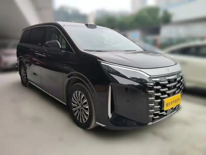 Xia 2026 Model DM-i 218KM Excellence Model – фото 2