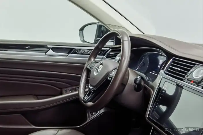 Volkswagen Phaeton 2021 Model 380TSI Deluxe Edition – фото 9