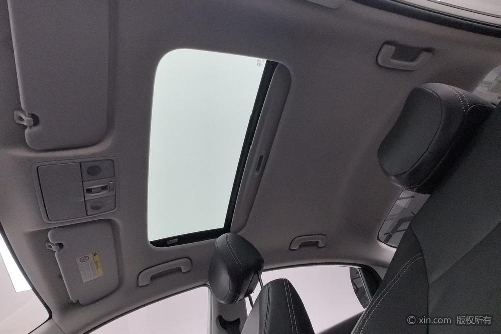 KIA K2 2017 модификация Тройная литиевая батарея кузов 1.4L MT GLS – фото 19