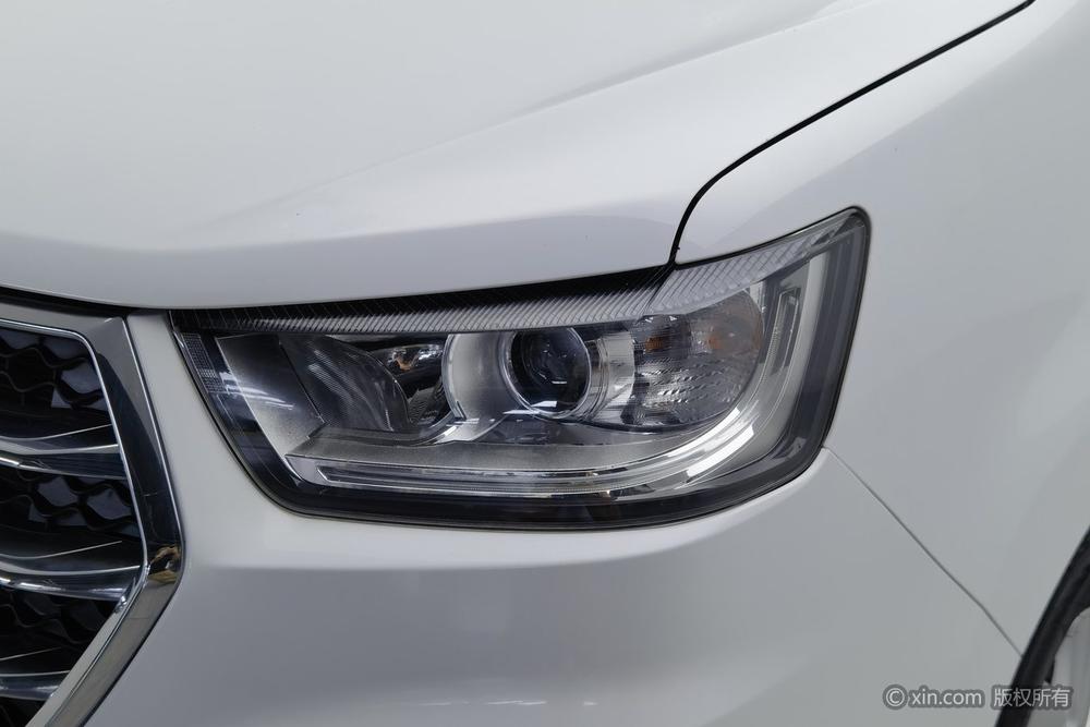 Ruifeng M4 2016 модификация 2.0L Manual Luxury Intelligent – фото 7