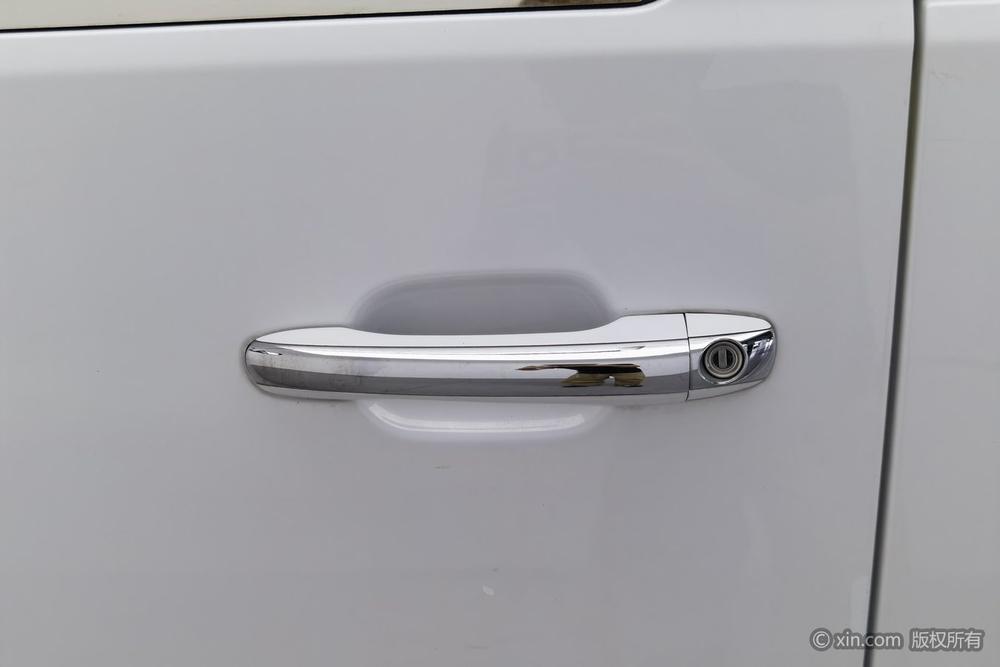 Ruifeng M4 2016 модификация 2.0L Manual Luxury Intelligent – фото 13