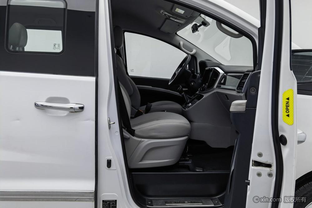 Ruifeng M4 2016 модификация 2.0L Manual Luxury Intelligent – фото 24