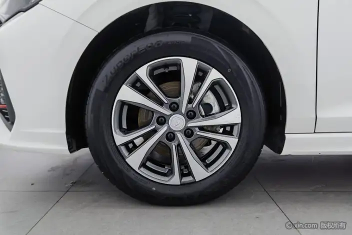 Changan Eado 2024 Model PLUS 1.4T DCT High Power Edition – фото 9