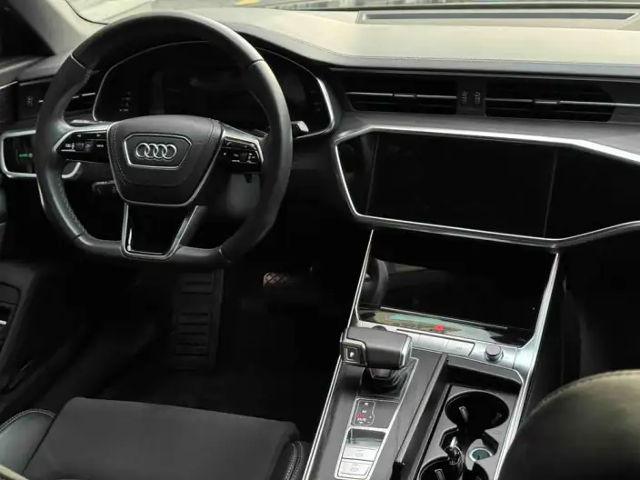 Audi A6L 2024 Model 55 TFSI quattro Exclusive Dynamic Model – фото 9