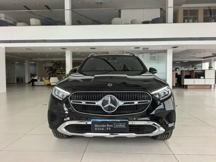 Mercedes-Benz GLC 2024 Model GLC 260 L 4MATIC Dynamic Model 5 seat – фото 2