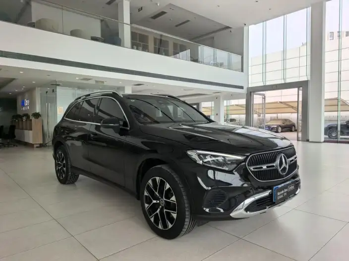 Mercedes-Benz GLC 2024 Model GLC 260 L 4MATIC Dynamic Model 5 seat – фото 3