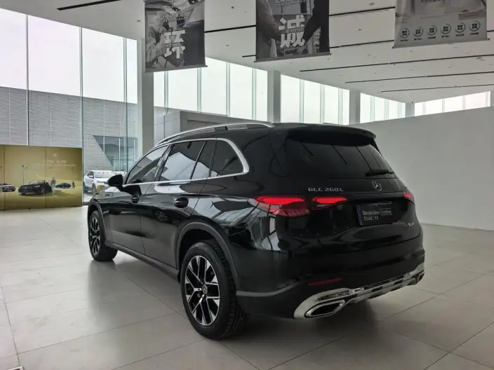 Mercedes-Benz GLC 2024 Model GLC 260 L 4MATIC Dynamic Model 5 seat – фото 4
