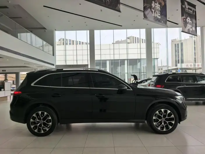 Mercedes-Benz GLC 2024 Model GLC 260 L 4MATIC Dynamic Model 5 seat – фото 7