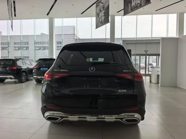 Mercedes-Benz GLC 2024 Model GLC 300 L 4MATIC Dynamic Model 5 seat – фото 5
