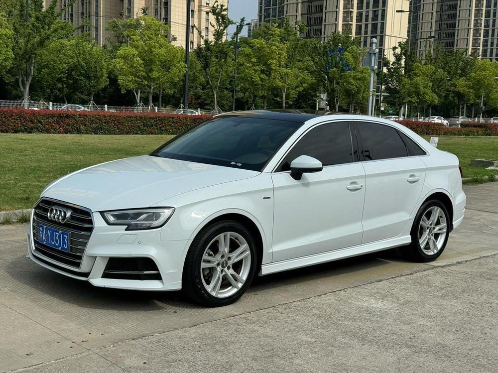 Audi A3 2020 Limousine 35 TFSI Style China VI – фото 1