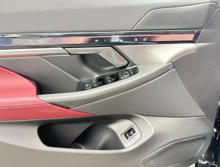 BMW i5 2025 Model eDrive35L M Sports Set – фото 8