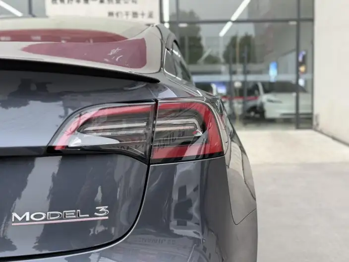 Model 3 2022 Model Performance High performance All-wheel drive version – фото 7