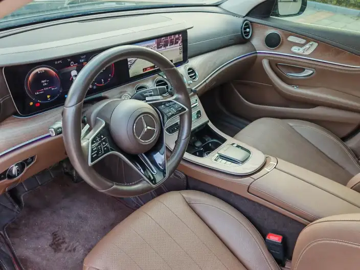 Mercedes-Benz E-Class 2023 Model E 300 L Fashion Model sedan – фото 8