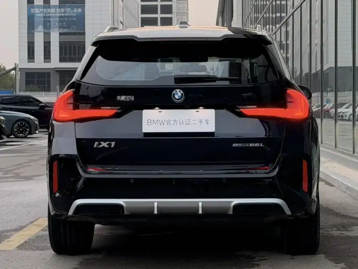 BMW iX 1 2024 Model eDrive25L M Sports Set – фото 4