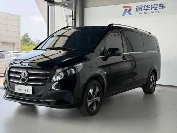 Viano 2024 Model 2.0T Elite Edition 7 seat – фото 1