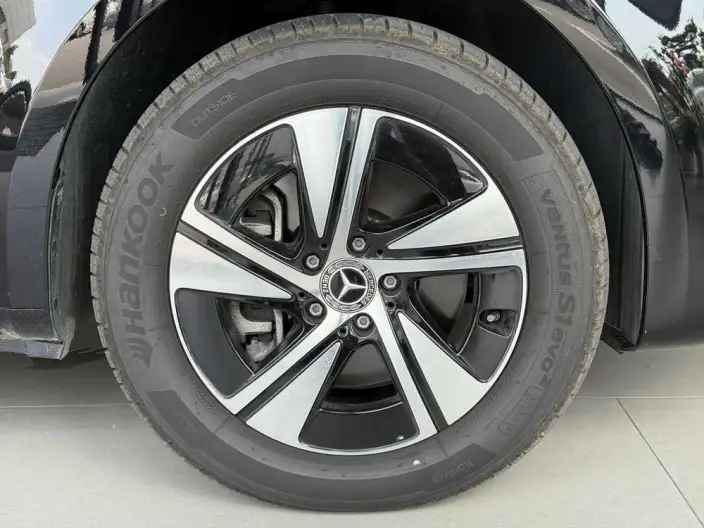 Viano 2024 Model 2.0T Elite Edition 7 seat – фото 9