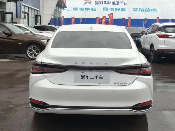 Lexus ES 2025 Model 200 Premium – фото 3