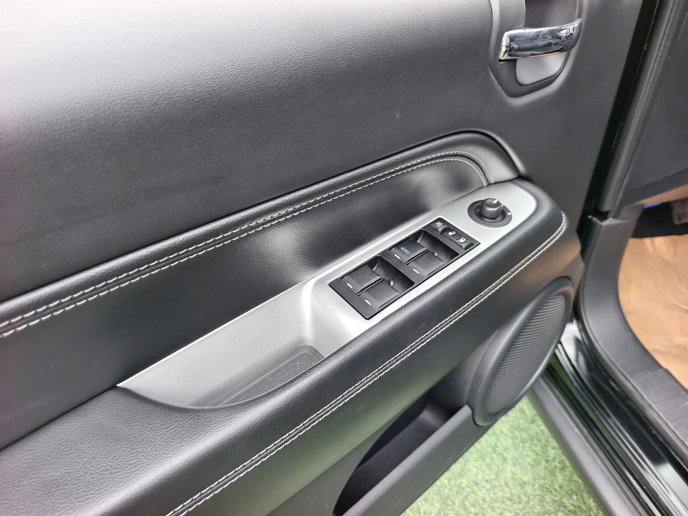 JEEP Compass Imported 2014 модификация комплектация 2.0L 2WD Elite Edition – фото 21
