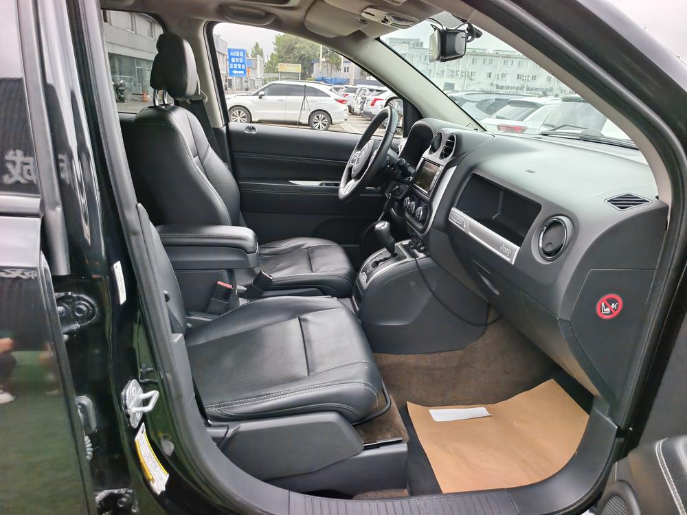 JEEP Compass Imported 2014 модификация комплектация 2.0L 2WD Elite Edition – фото 22