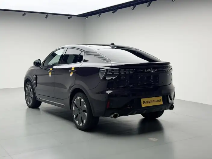 Lynk & Co 05 EM-P 2021 Model PHEV 1.5TD HALO – фото 5