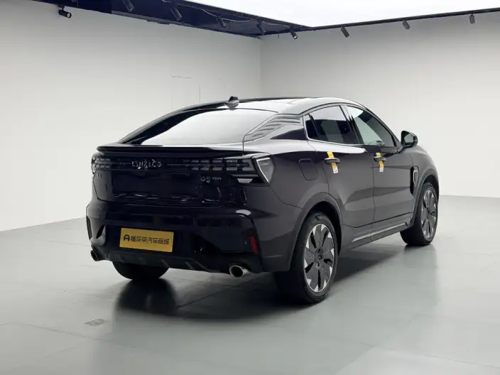 Lynk & Co 05 EM-P 2021 Model PHEV 1.5TD HALO – фото 7