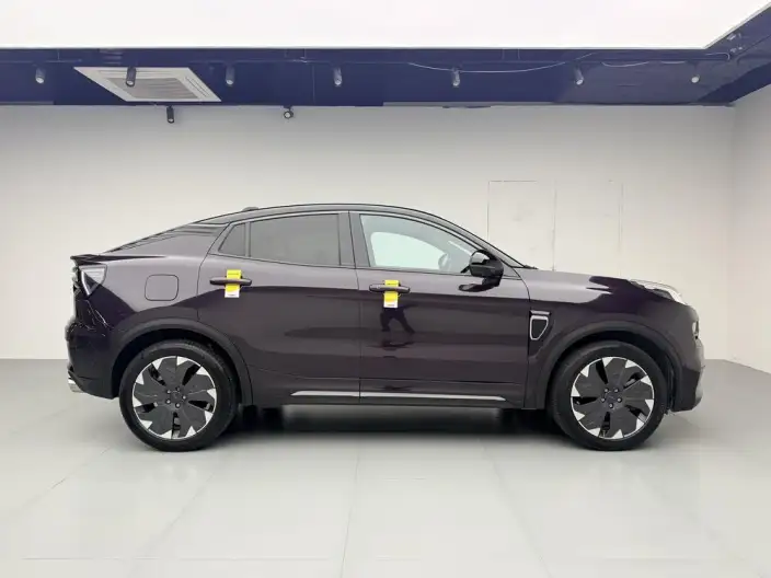 Lynk & Co 05 EM-P 2021 Model PHEV 1.5TD HALO – фото 8