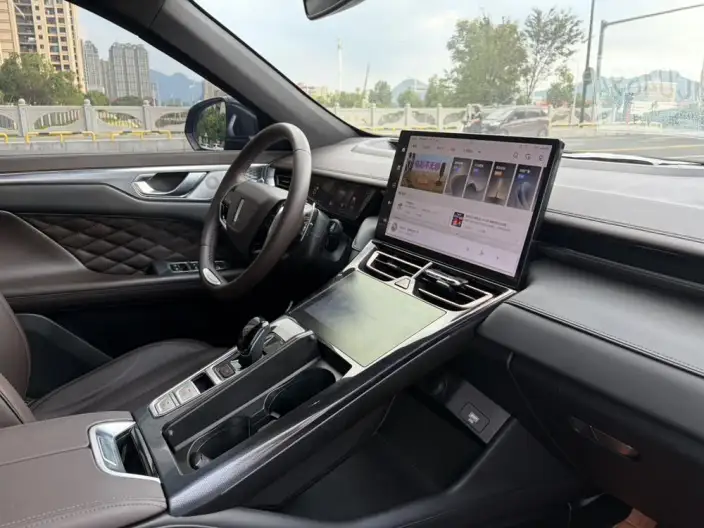 Mocha 2021 Model 2.0T 2WD Strong Edition – фото 8