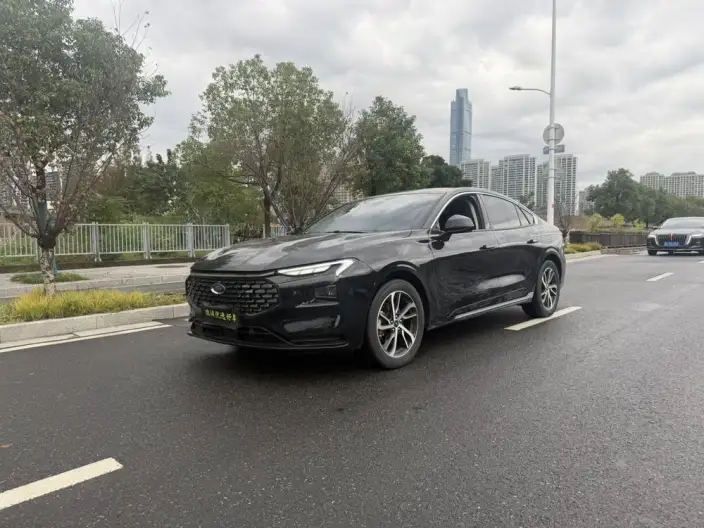 Ford Mondeo 2023 Model EcoBoost 245 Luxury Model