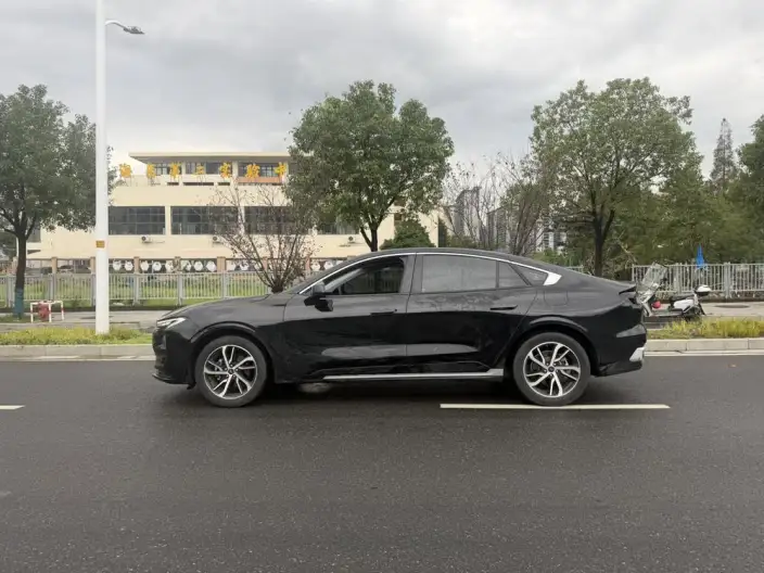 Ford Mondeo 2023 Model EcoBoost 245 Luxury Model