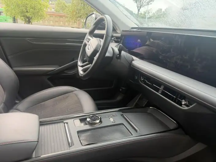 Ford Mondeo 2023 Model EcoBoost 245 Luxury Model – фото 8