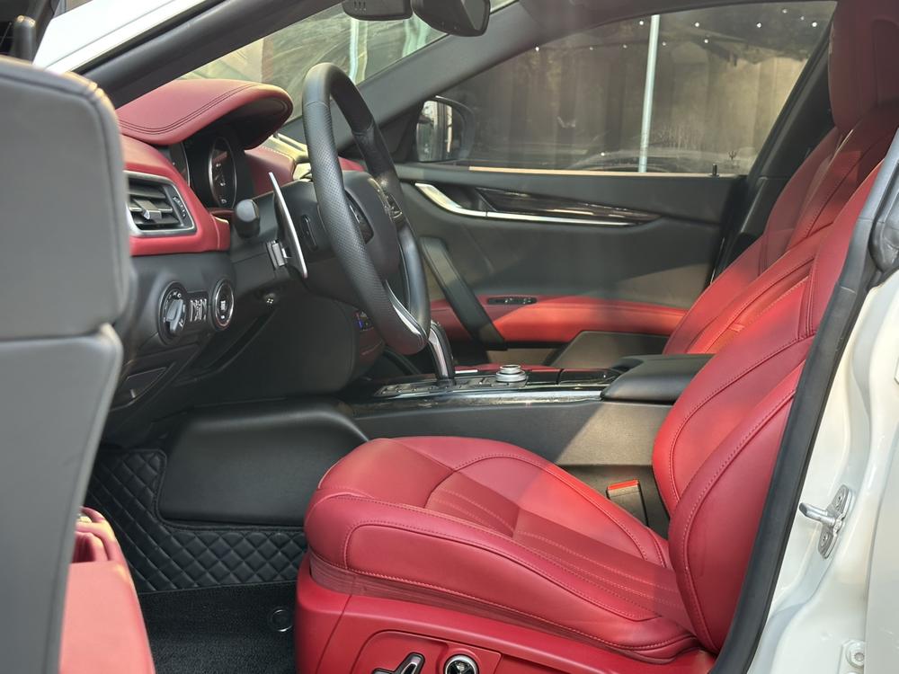 Ghibli 2023 3.0T Modena – фото 13