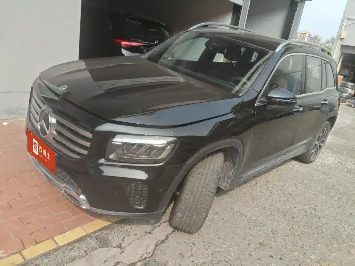 Mercedes-Benz GLB 2024 Model GLB 220 Fashion Model – фото 1